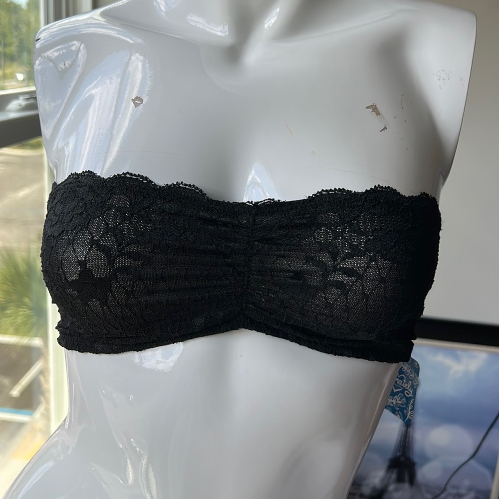 FREE PEOPLE INTIMATELY BLACK LACE BANDEAU BRALETTE TOP SIZE XS MSRP $20.00 NWT